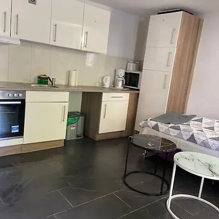 Somptueux A Unterheinriet * Untergruppenbach