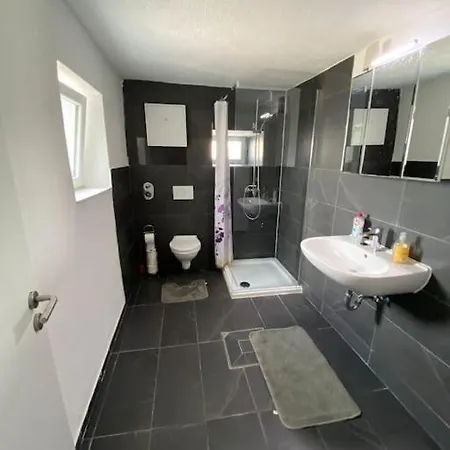 Somptueux A Unterheinriet Apartment