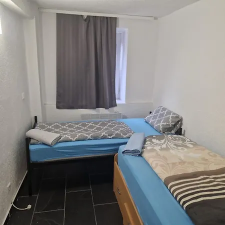 Somptueux A Unterheinriet * Untergruppenbach